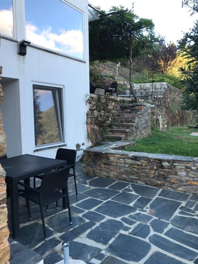 Casas Do Sinhel Guest House Cha de Alvares Екстериор снимка
